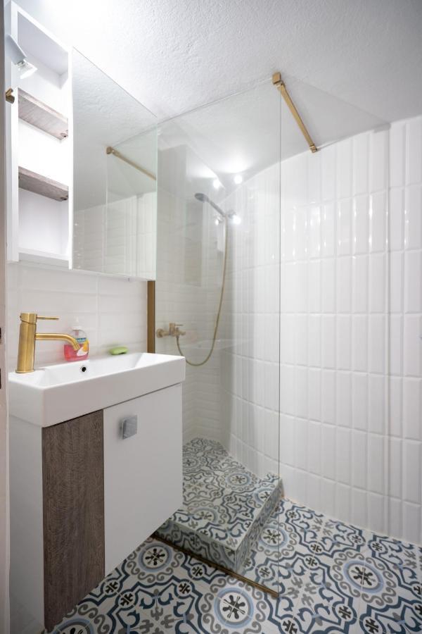 Panormou Metro Station 1 Bedroom 2 Persons Flat Athens Luaran gambar